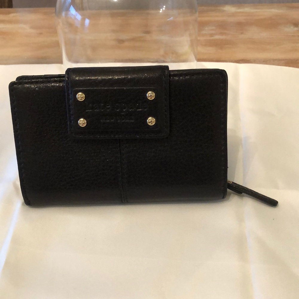 Kate Spade New York Wallet